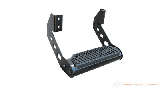Steelcraft UNIV Universal Side Drop-Step (4" Wide) ; 88-13 Chevy / GMC Fullsize Pickup / 92-06 Chevy Suburban, Tahoe / GMC Yukon/XL / 94-13 Dodge Ram Pickup / 97-06 Dodge Durango, Dakota Pickup / 97-13 Ford F150 Pickup / 99-13 Ford F250, F350 Super Duty Pickup (Blk) Black Universal Side Drop-Step
