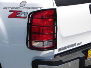 Steelcraft 30370 Taillight Guards, Black